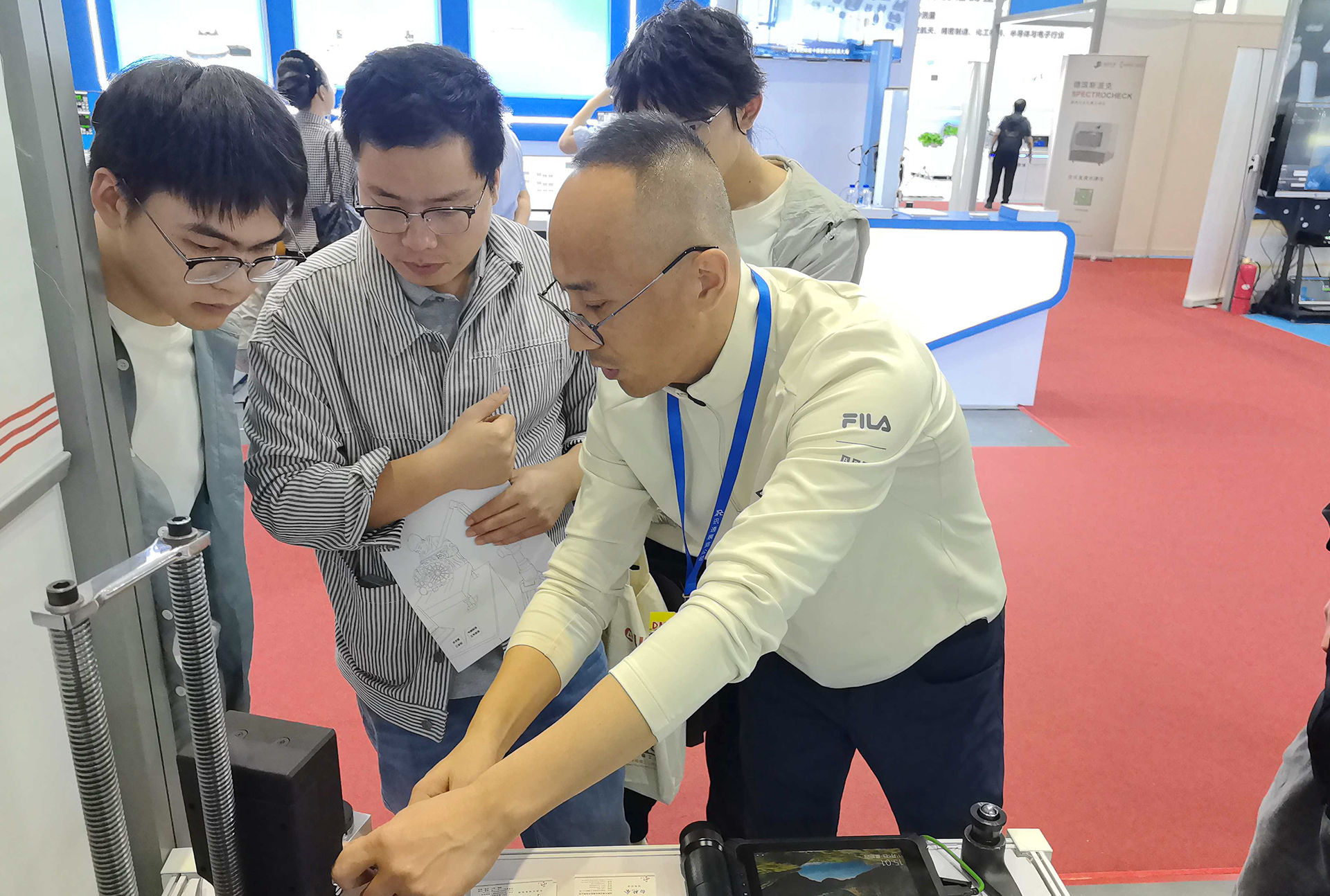 1762733890224144.jpg 1762733890224144.jpg